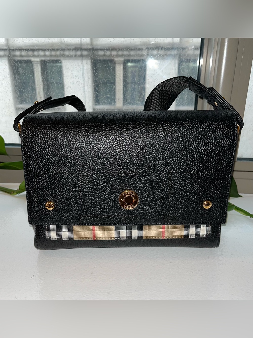 Burberry Black Leather Crossbody with Vintage Check Accent - Picture 2 of 10